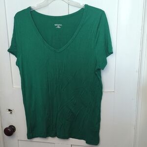 Merona Short Sleeve V-neck Tee. Worn once.